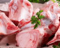 Pet Food Off-Cut Beef Bones displayed with garnish